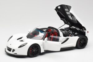 Hennessey Venom GT Branco AUTOart 1:18 75404 Metal - imagem 2 de 8
