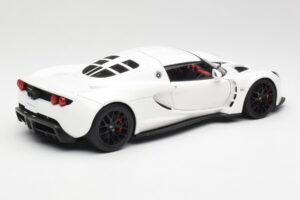 Hennessey Venom GT Branco AUTOart 1:18 75404 Metal - imagem 3 de 8