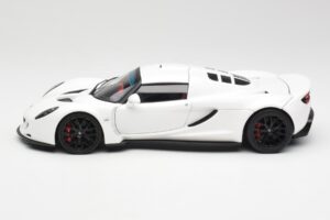 Hennessey Venom GT Branco AUTOart 1:18 75404 Metal - imagem 4 de 8