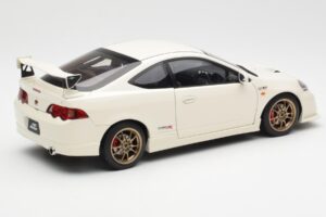 Honda Integra DC5 Type R Mugen Branco AUTOart 1:18 73251 Metal - imagem 3 de 8