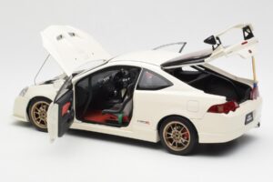 Honda Integra DC5 Type R Mugen Branco AUTOart 1:18 73251 Metal - imagem 5 de 8