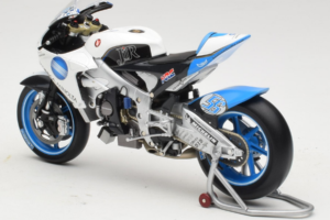 Honda RC212V #56 S. Nakano Konica Minolta Honda MotoGP 2007 Minichamps 1:18 112071056 Metal - imagem 5 de 6