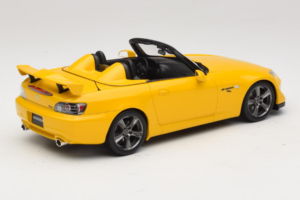 Honda S2000 AP2 CR New Indy Yellow Pearl Otto 1:18 OT1231 Resina - imagem 2 de 6