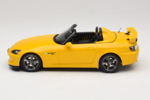 Honda S2000 AP2 CR New Indy Yellow Pearl Otto 1:18 OT1231 Resina - imagem 3 de 6