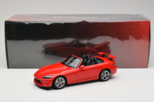 Honda S2000 AP2 Type S New Formula Red MotorHelix 1:18 M85112 Metal - imagem 9 de 9