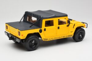 Hummer H1 Soft Top Amarelo Maisto 1:18 56041 Metal - imagem 3 de 8