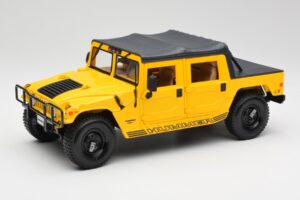 Hummer H1 Soft Top Amarelo Maisto 1:18 56041 Metal