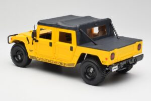 Hummer H1 Soft Top Amarelo Maisto 1:18 56041 Metal - imagem 7 de 8