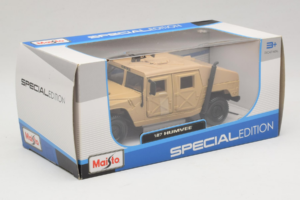 AM General Humvee Military Maisto 1:27 31974 Metal - imagem 2 de 3