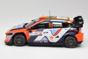 Hyundai i20 N Rally1 #11 T. Neuville / M. Wydaeghe Rally Croatia 2024 IXO 1:18 18RMC203 Metal - imagem 3 de 6