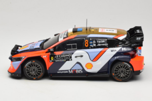 Hyundai i20 N WRC #16 A. Fourmaux / A. Coria Rally Monte Carlo Night Version 2025 IXO 1:18 18RMC230B Metal - imagem 3 de 6