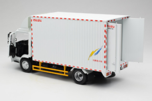 Isuzu Gulf Truck OEM 1:18 ISUZU001 Metal - imagem 7 de 8