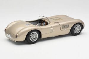 Jaguar C-Type Bronze AUTOart 1:18 73502 Metal - imagem 3 de 8