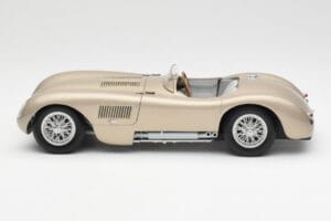 Jaguar C-Type Bronze AUTOart 1:18 73502 Metal - imagem 4 de 8