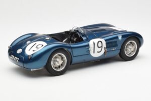 Jaguar C-Type #19 J. Stewart Ecurie Ecosse Goodwood Members Meeting 1954 CMC 1:18 M-192 Metal - imagem 2 de 6