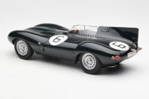 Jaguar D-Type #6 M. Hawthorn / I. Bueb Team Jaguar Cars Ltd 24 Hours of Le Mans 1955 AUTOart 1:18 85586 Metal - imagem 5 de 6
