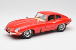 Jaguar E-Type Vermelho Bburago 1:18 3018 Metal