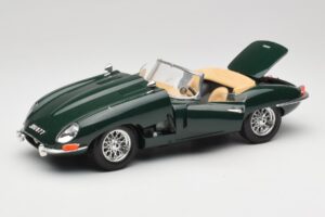 Jaguar E-Type Series 1 Roadster Verde Bburago 1:18 3018-M5 Metal - imagem 2 de 8