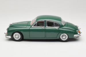 Jaguar Mark II Verde Tchibo 1:18 49420 Metal - imagem 4 de 8