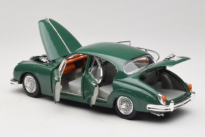 Jaguar Mark II Verde Tchibo 1:18 49420 Metal - imagem 5 de 8