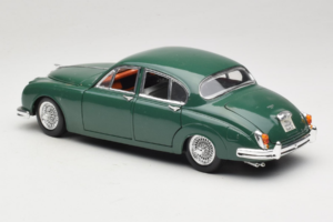 Jaguar Mark II Verde Tchibo 1:18 49420 Metal - imagem 7 de 8