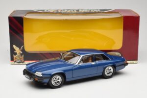 Jaguar XJ-S Azul Road Signature 1:18 92658 Metal - imagem 8 de 8