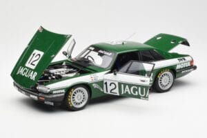 Jaguar XJ-S TWR Racing #12 H. Heyer / W. Percy ETCC Spa Winner 1984 AUTOart 1:18 88459 Metal - imagem 2 de 8