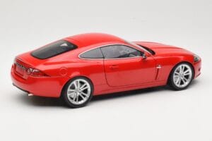 Jaguar XK X150 Vermelho Minichamps 1:18 150130503 Metal - imagem 3 de 8