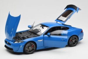 Jaguar XKR-S X150 French Racing Azul AUTOart 1:18 73641 Metal - imagem 2 de 8