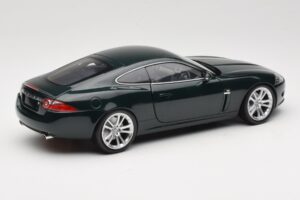 Jaguar XK X150 Coupe Verde Minichamps 1:18 150130501 Metal - imagem 3 de 8