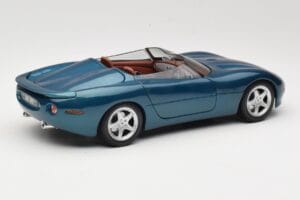 Jaguar XK180 Verde Maisto 1:18 50337 Metal - imagem 3 de 8