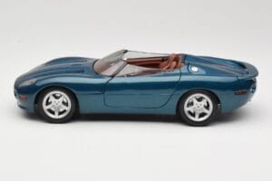 Jaguar XK180 Verde Maisto 1:18 50337 Metal - imagem 4 de 8