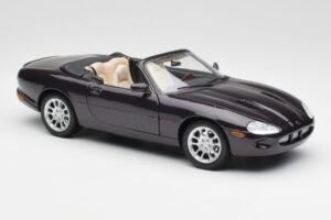 Jaguar XKR X100 Cabriolet Cinzento Maisto 1:18 50331 Metal - imagem 6 de 8