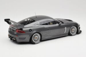 Jaguar XKR GT3 Grey Metallic Minichamps 1:18 150081390 Metal - imagem 2 de 6