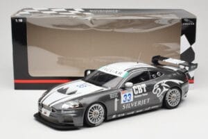 Jaguar XKR GT3 Quaife #33 P. Hall FIA GT3 Championship 2008 Minichamps 1:18 150081333 Metal - imagem 6 de 6
