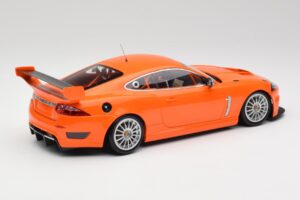 Jaguar XKR GT3 Racing Orange Minichamps 1:18 150081391 Metal - imagem 2 de 6