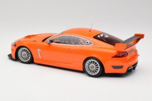 Jaguar XKR GT3 Racing Orange Minichamps 1:18 150081391 Metal - imagem 5 de 6