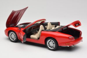 Jaguar XKR X100 Vermelho Maisto 1:18 50330 Metal - imagem 5 de 8