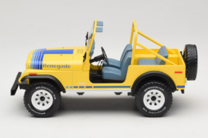 Jeep CJ-7 Renegade Amarelo MCG 1:18 MCG18552 Metal - imagem 3 de 6