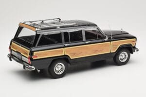 Jeep Grand Wagoneer Preto KK-Scale 1:18 KKDC181113 Metal - imagem 2 de 6