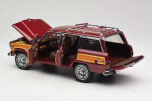Jeep Grand Wagoneer Classic Vermelho AUTOart 1:18 74002 Metal - imagem 5 de 8