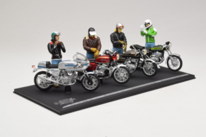 Joe Bar Team Coleção com Figuras Solido 1:18 5008 Metal - imagem 2 de 4