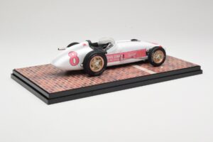 Watson Roadster #8 P. Flaherty John Zink Racing Indianapolis 500 Winner 1956 Carousel 1 1:18 143000 Metal - imagem 3 de 6