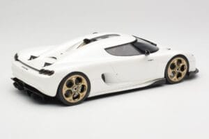 Koenigsegg CC850 Crystal White GT Spirit 1:18 GT903 Resina - imagem 2 de 6