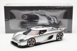 Koenigsegg CC850 Moon Silver GT Spirit 1:18 GT452 Resina - imagem 6 de 6
