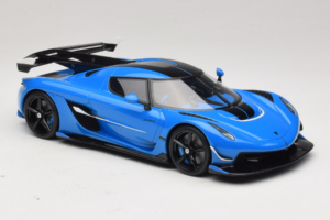 Koenigsegg Jesko Blahaj GT Spirit 1:18 GT1002 Resina - imagem 4 de 6