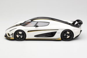 Koenigsegg Regera Crystal Branco GT Spirit 1:18 GT913 Resina - imagem 3 de 6