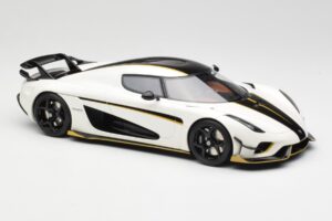 Koenigsegg Regera Crystal Branco GT Spirit 1:18 GT913 Resina - imagem 4 de 6