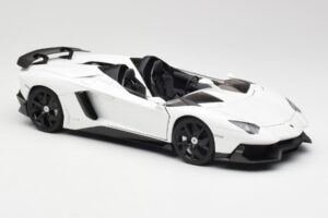 Lamborghini Aventador J Branco AUTOart 1:18 74674 Metal - imagem 6 de 8