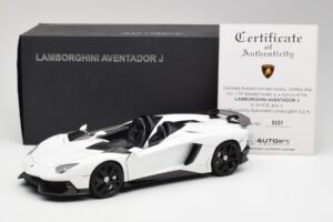 Lamborghini Aventador J Branco AUTOart 1:18 74674 Metal - imagem 8 de 8